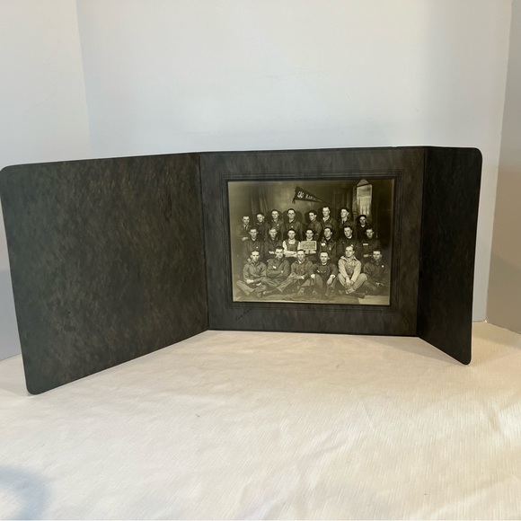 Antique Photo Harry Byers and Kansas Sweeney Tractor Machine Company Class - Picture 2 of 11